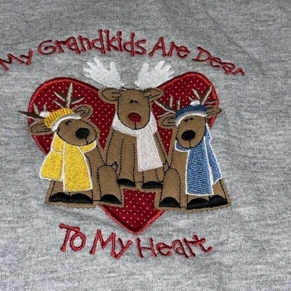 Vintage M C Sportswear Gray Sweatshirt My Grandkids Are Dear To My Heart Reindee - Picture 4 of 7